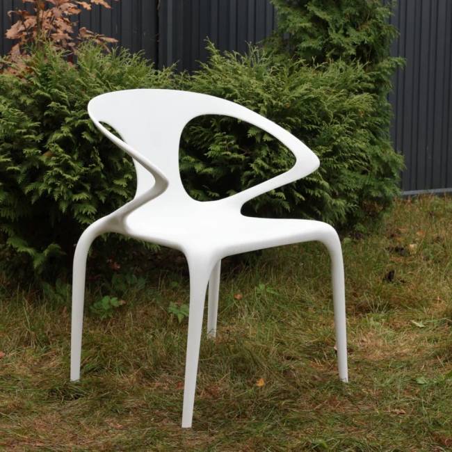 Пластиковый стул MAY белый