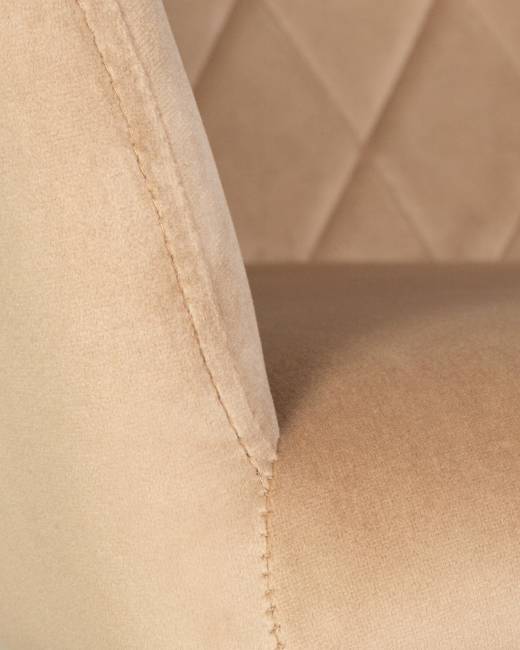 Стул обеденный DOBRIN ROBERT, черные матовые ножки, велюр V108-104 Мокко