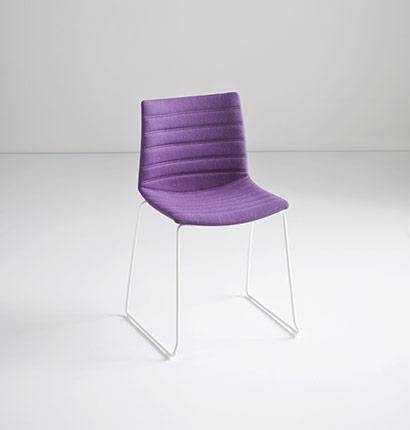 Стул на металлокаркасе с обивкой Kanvas S Full 500х500х790 мм Стул на металлокаркасе с обивкой Kanvas S Full 500х500х790 мм