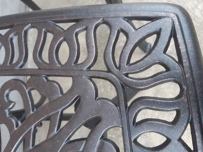 Мебель из литого алюминия Valeria