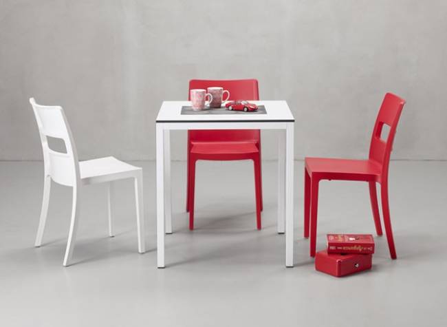 Стул пластиковый Sai красный 480х510х820 мм