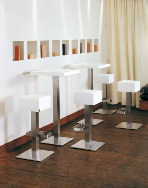 Табурет барный с обивкой HX 400х400x820 мм Табурет барный с обивкой HX 400х400x820 мм