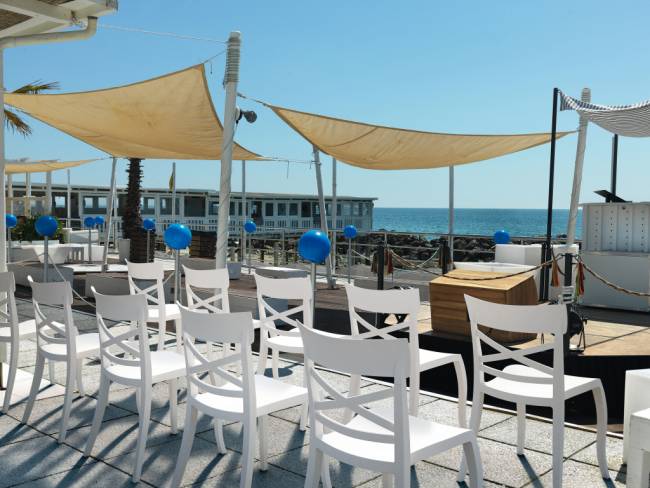 Стул пластиковый XSera-S белый 490х550х840 мм