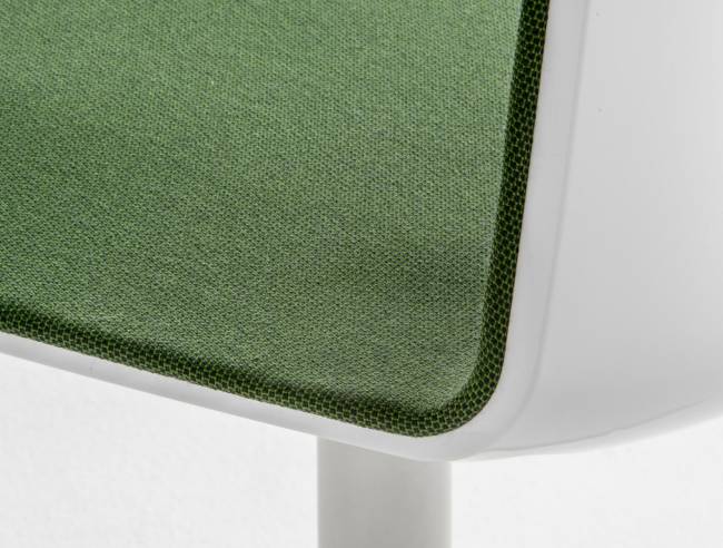 Стул офисный вращающийся Noa белый, зеленый 490х500х810 мм Стул офисный вращающийся Noa белый, зеленый 490х500х810 мм