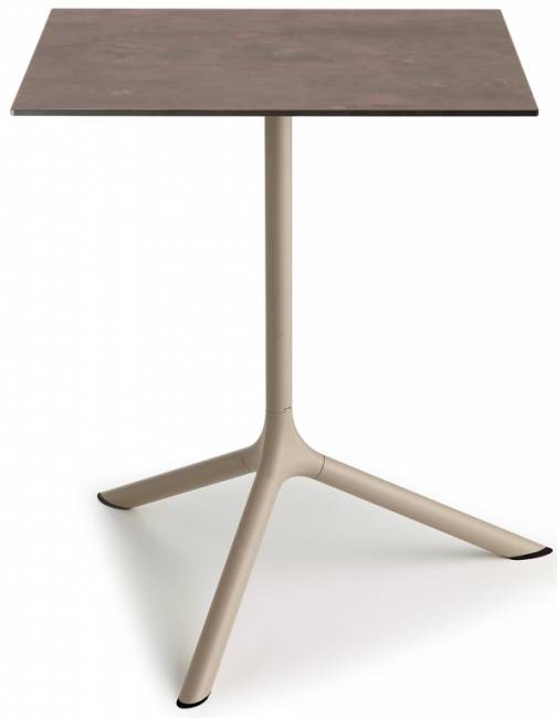 Стол ламинированный обеденный Tripe Maxi тортора, кортен 700х700х740 мм Стол ламинированный обеденный Tripe Maxi тортора, кортен 700х700х740 мм