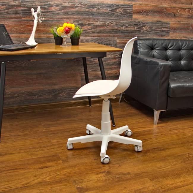 Кресло компьютерное Смузи белый/бежевый