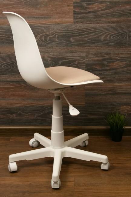 Кресло компьютерное Смузи белый/бежевый