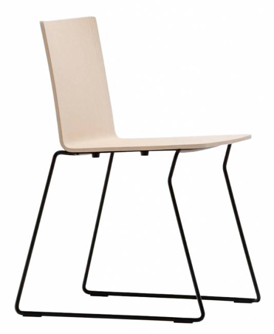 Стул деревянный на полозьях Osaka черный, беленный ясень 540х520х770 мм Стул деревянный на полозьях Osaka черный, беленный ясень 540х520х770 мм