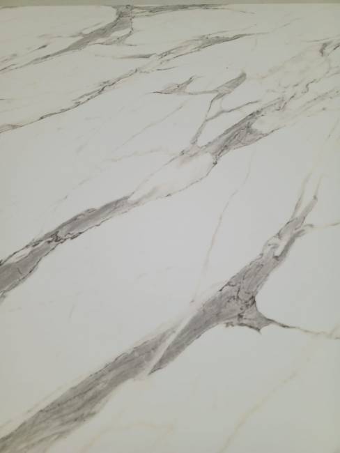 Столешница квадратная Solid Compact 790x790 белый мрамор 790х790х12 мм Столешница квадратная Solid Compact 790x790 белый мрамор 790х790х12 мм