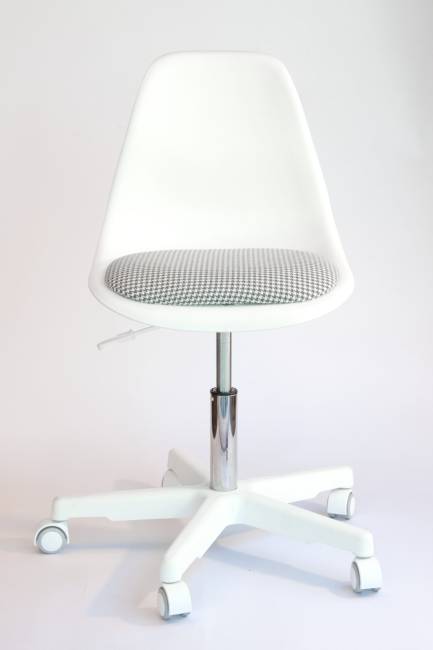 Кресло компьютерное Смузи белый/гусиная лапка