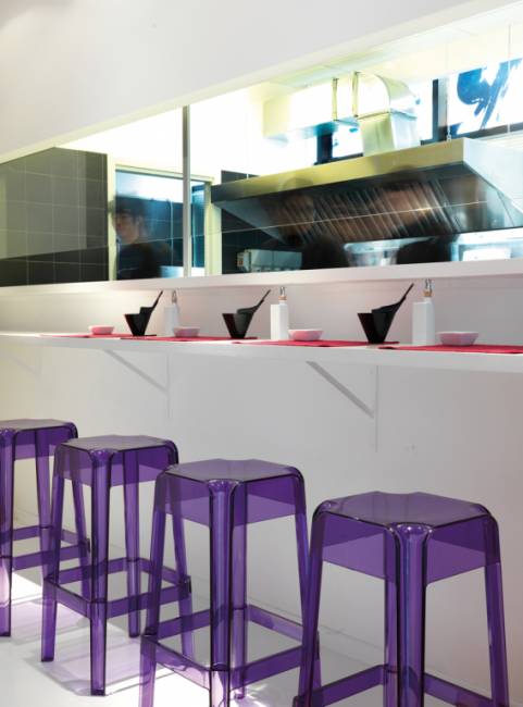 Табурет барный прозрачный Rubik фиолетовый 400х400х750 мм Табурет барный прозрачный Rubik фиолетовый 400х400х750 мм