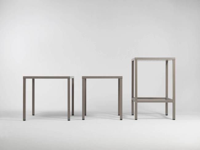 Стол пластиковый обеденный Cube 70 тортора 700х700х750 мм