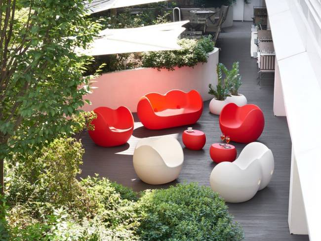 Столик пластиковый журнальный Blos Low Table Standard 550х420х320 мм