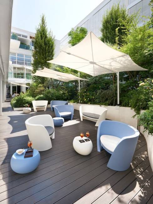 Столик пластиковый журнальный Blos Low Table Standard 550х420х320 мм