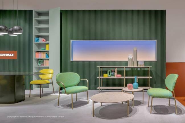 Столик кофейный Blume античная латунь, темно-бежевый мрамор Ø890х300 мм Столик кофейный Blume античная латунь, темно-бежевый мрамор Ø890х300 мм