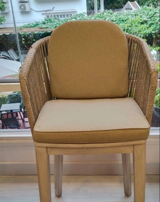 Подушка на спинку для кресла Flores натуральный 430х400х50 мм Подушка на спинку для кресла Flores натуральный 430х400х50 мм