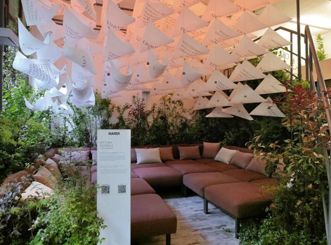 Пуф пластиковый с подушкой Maximo Pouf терра, корица 825х825х455 мм Пуф пластиковый с подушкой Maximo Pouf терра, корица 825х825х455 мм