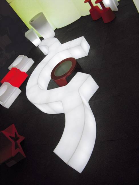 Пуф пластиковый светящийся уличный Ypsilon Lighting OUT белый 1000х1170х430 мм