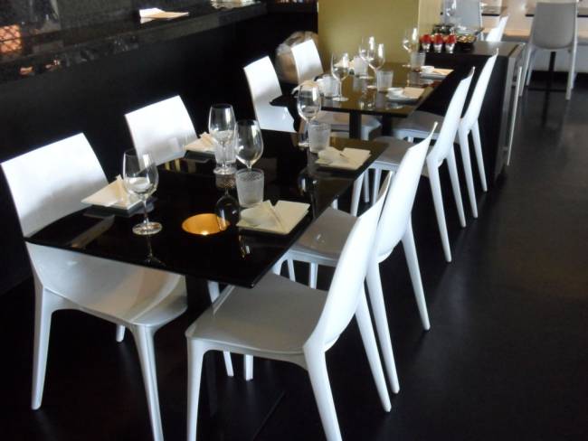 Стул пластиковый Vanity белый 550х490х880 мм