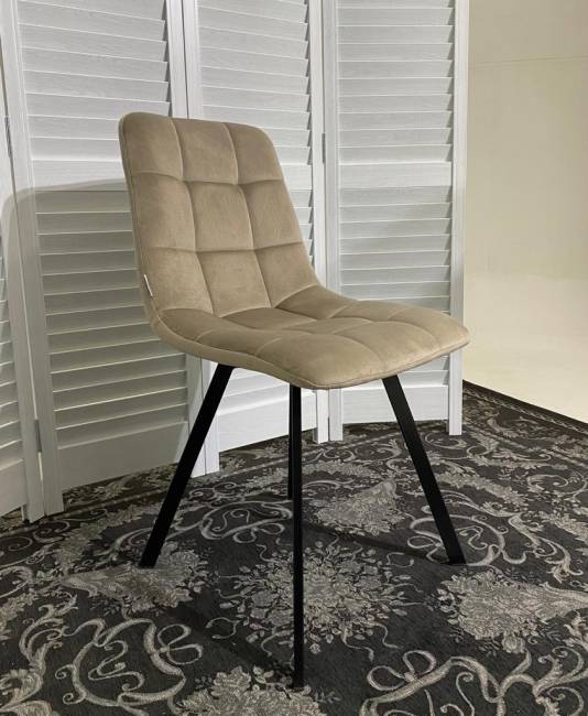 Стул CHILLI SQUARE BLUVEL-40 бежевый, велюр / черный каркас М-City