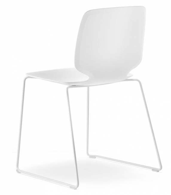 Стул пластиковый на полозьях Babila белый 540х500х800 мм