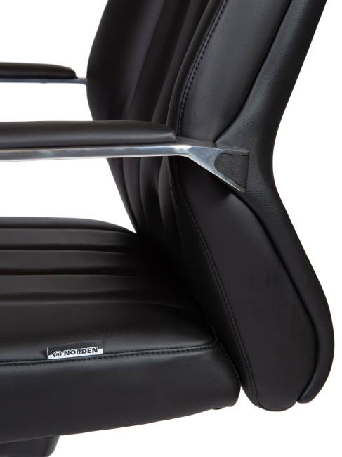 Кресло офисное / Madrid Black / алюминиевая  база / черная экокожа