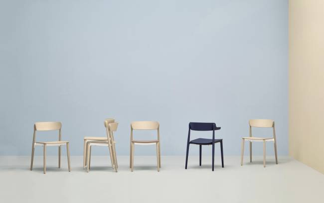 Стул деревянный с обивкой Nemea беленый ясень 520х500х780 мм