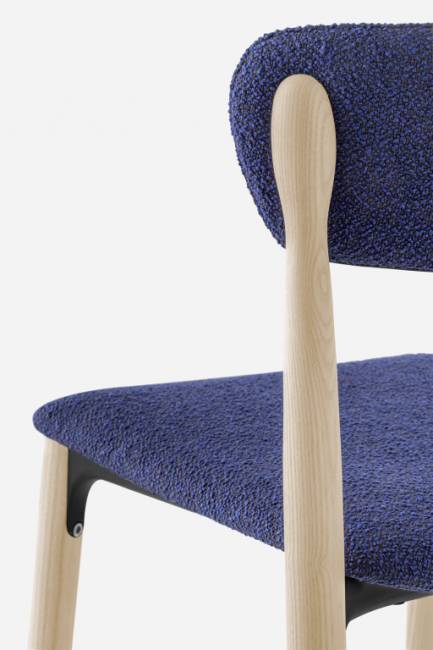 Стул деревянный с обивкой Nemea беленый ясень 520х500х780 мм