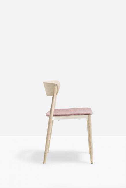 Стул деревянный с мягким сиденьем Nemea 520х500х765 мм Стул деревянный с мягким сиденьем Nemea 520х500х765 мм