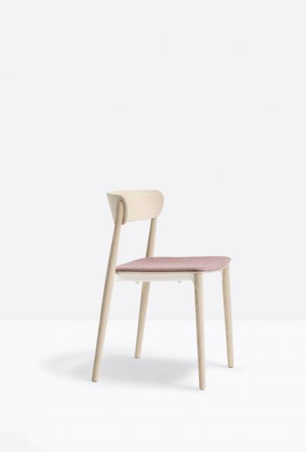 Стул деревянный с мягким сиденьем Nemea 520х500х765 мм Стул деревянный с мягким сиденьем Nemea 520х500х765 мм