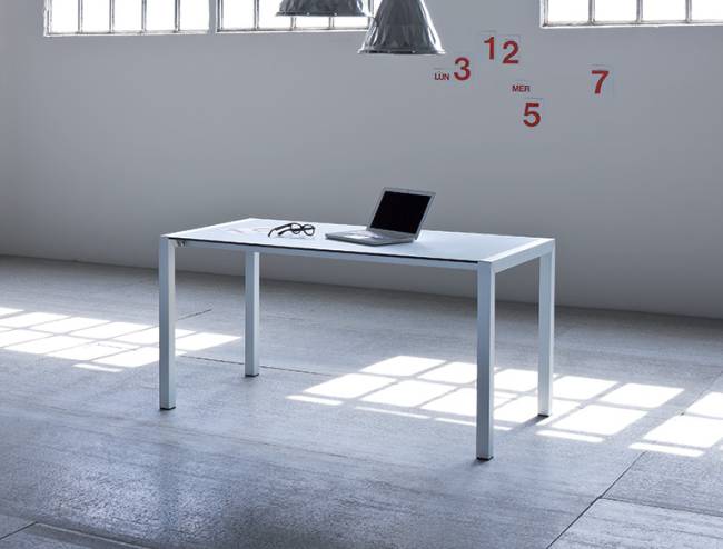 Стол ламинированный Space 800х800х750 мм