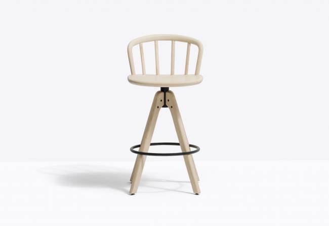 Стул деревянный полубарный Nym 445х480х885 мм Стул деревянный полубарный Nym 445х480х885 мм