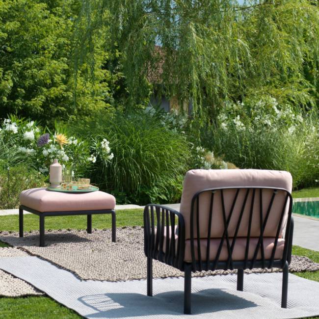 Пуф пластиковый с подушкой Komodo Pouf антрацит, розовый 700х700х490 мм Пуф пластиковый с подушкой Komodo Pouf антрацит, розовый 700х700х490 мм