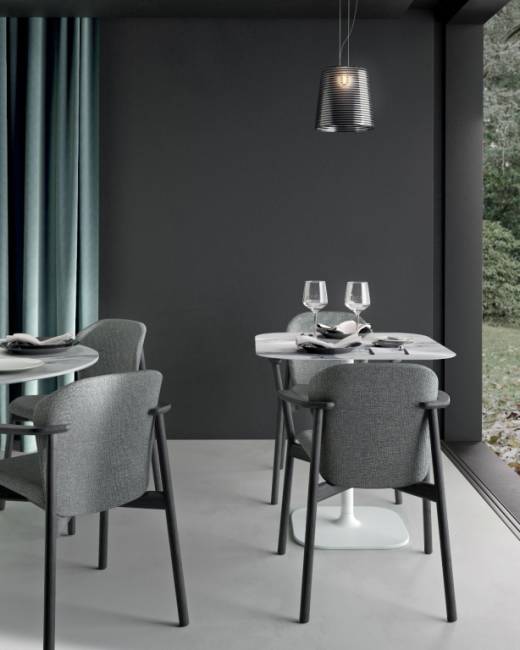 Стул деревянный с обивкой Natural Finn черный ясень, серый 490х540х790 мм