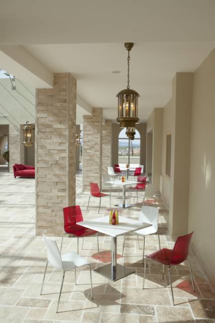 Стул пластиковый X-Treme S хромированный, белый 470х530х800 мм