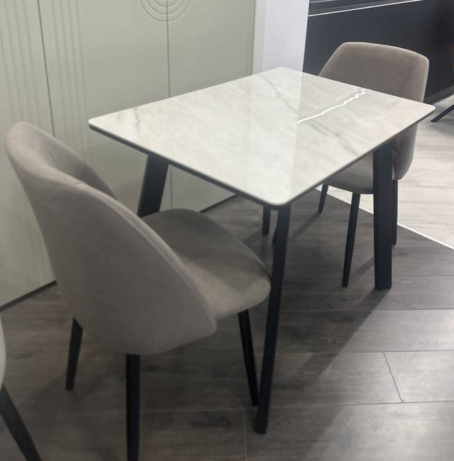 Стол ТИК ТАК 90  Белый мрамор активный, керамика / Черный каркас М-City