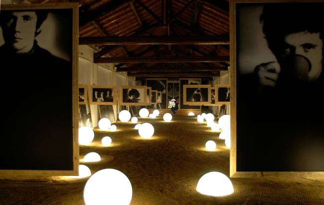 Светильник пластиковый уличный Полусфера 1/2 Globo 40 Lighting OUT белый Ø400х200 мм