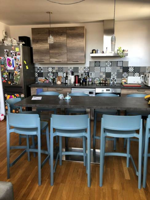 Стул пластиковый барный Abuela Stool 77 бледно-голубой 500х450х1010 мм Стул пластиковый барный Abuela Stool 77 бледно-голубой 500х450х1010 мм