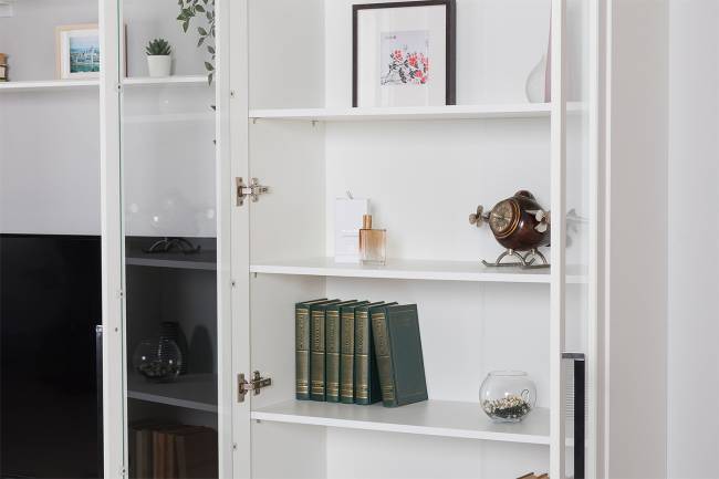 Набор мебели из шести предметов для гостиной Валенсия № 109 цвет белый шагрень