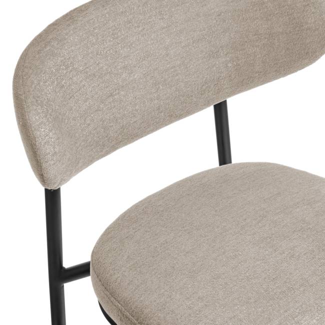 Стул Lucas 2 латте шенилл с чёрными ножками Стул Lucas 2 латте шенилл с чёрными ножками