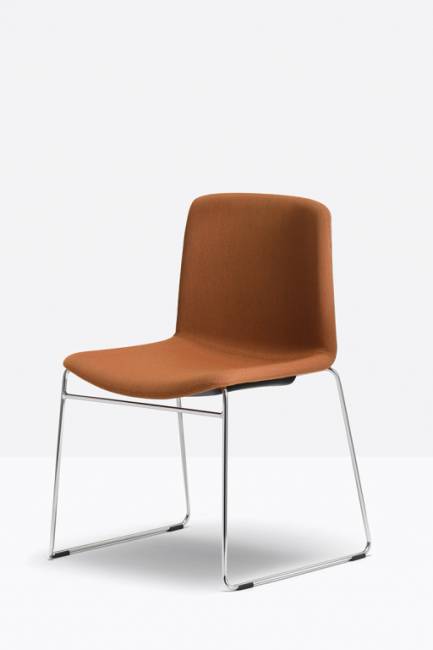 Стул с обивкой на полозьях Tweet хромированный, оранжевый 560х520х815 мм