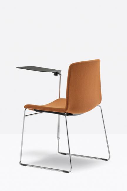 Стул с обивкой на полозьях Tweet хромированный, оранжевый 560х520х815 мм