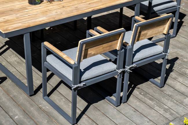 Обеденная группа из алюминия TOPA M  Joygarden