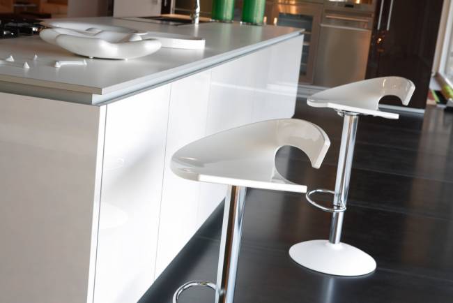 Стул пластиковый барный Swing 410х410х910 мм Стул пластиковый барный Swing 410х410х910 мм