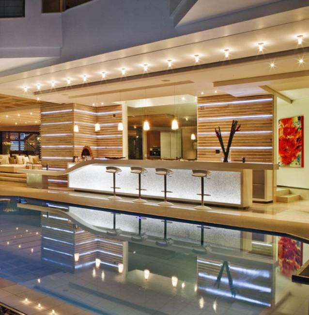 Стул пластиковый барный Swing 410х410х910 мм Стул пластиковый барный Swing 410х410х910 мм