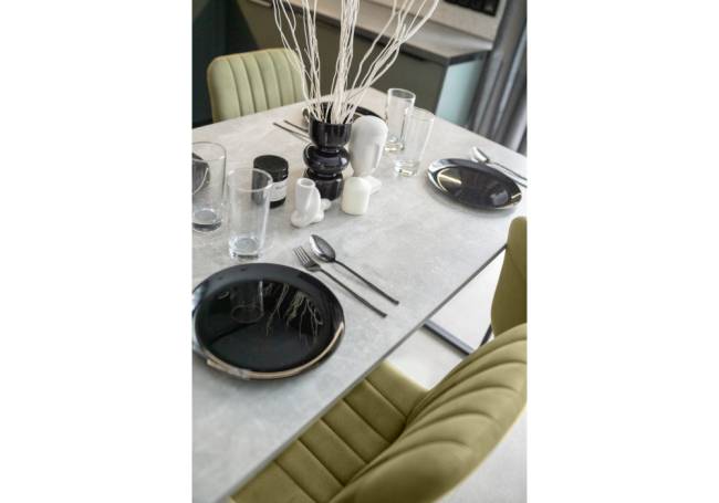 Лиман 140 х 80 бетон светлый / черный матовый