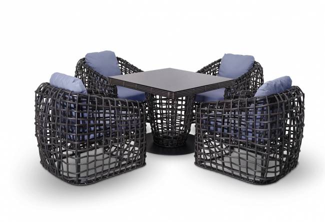 Комплект мебели DERBENT с квадратным столом Комплект мебели DERBENT с квадратным столом