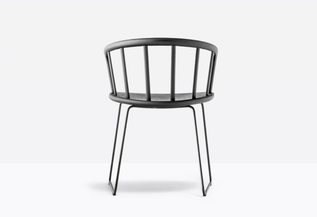 Кресло деревянное на полозьях Nym 550х515х730 мм Кресло деревянное на полозьях Nym 550х515х730 мм