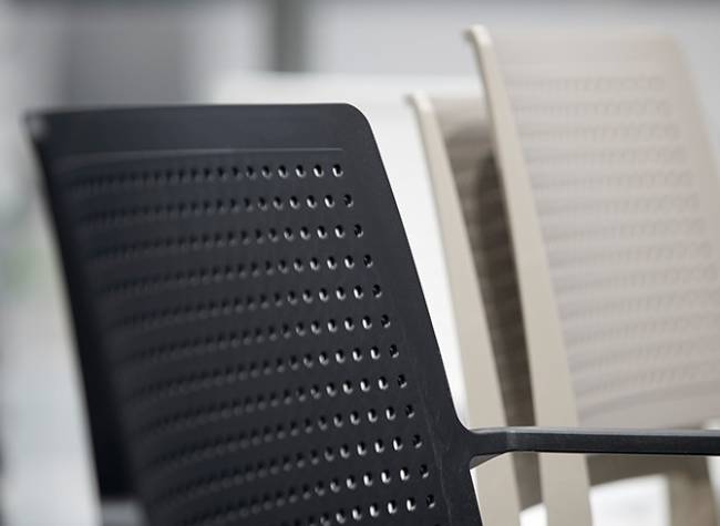 Кресло пластиковое Emi голубой 570х485х840 мм