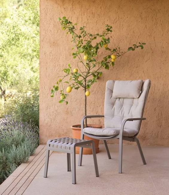 Подушка-подголовник для лаунж кресла Folio розовый 465х290х70 мм Подушка-подголовник для лаунж кресла Folio розовый 465х290х70 мм